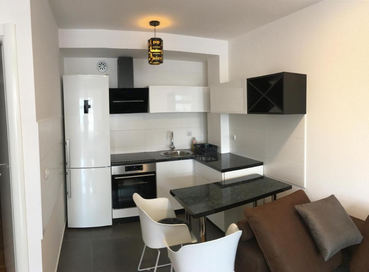Apartman City Center 3-Setaliste برييدور المظهر الخارجي الصورة