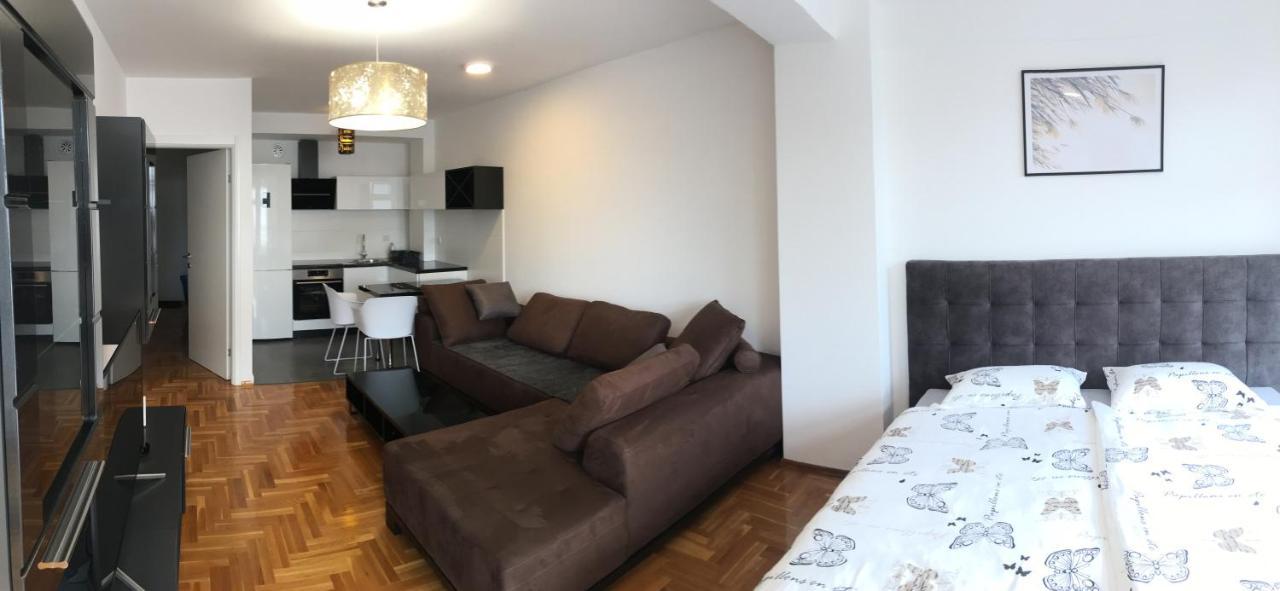 Apartman City Center 3-Setaliste برييدور المظهر الخارجي الصورة