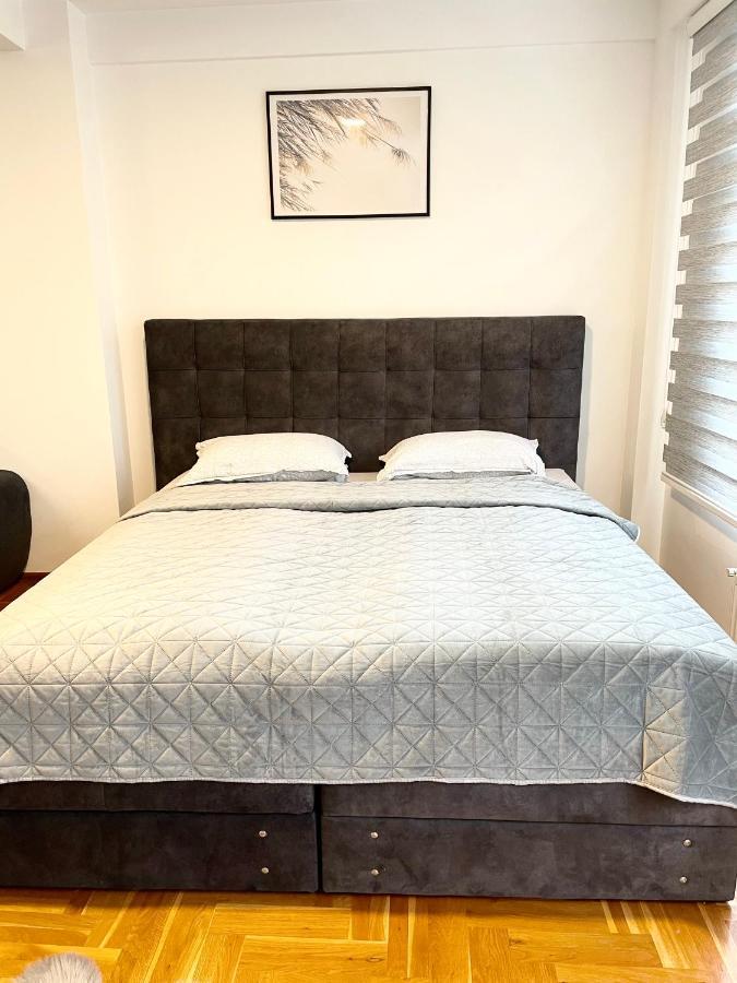 Apartman City Center 3-Setaliste برييدور المظهر الخارجي الصورة